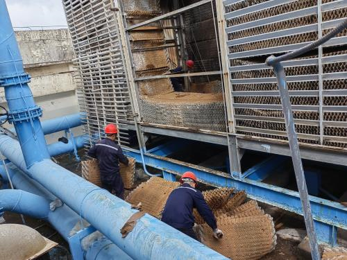 中央空調冷卻塔噪聲來源及降噪治理方法,中央空調冷卻塔圖片