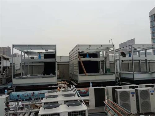 商業(yè)<a href=http://www.189kongbao.com/tags/10_0.html target=_blank class=infotextkey>冷卻塔噪音</a>的解決方案